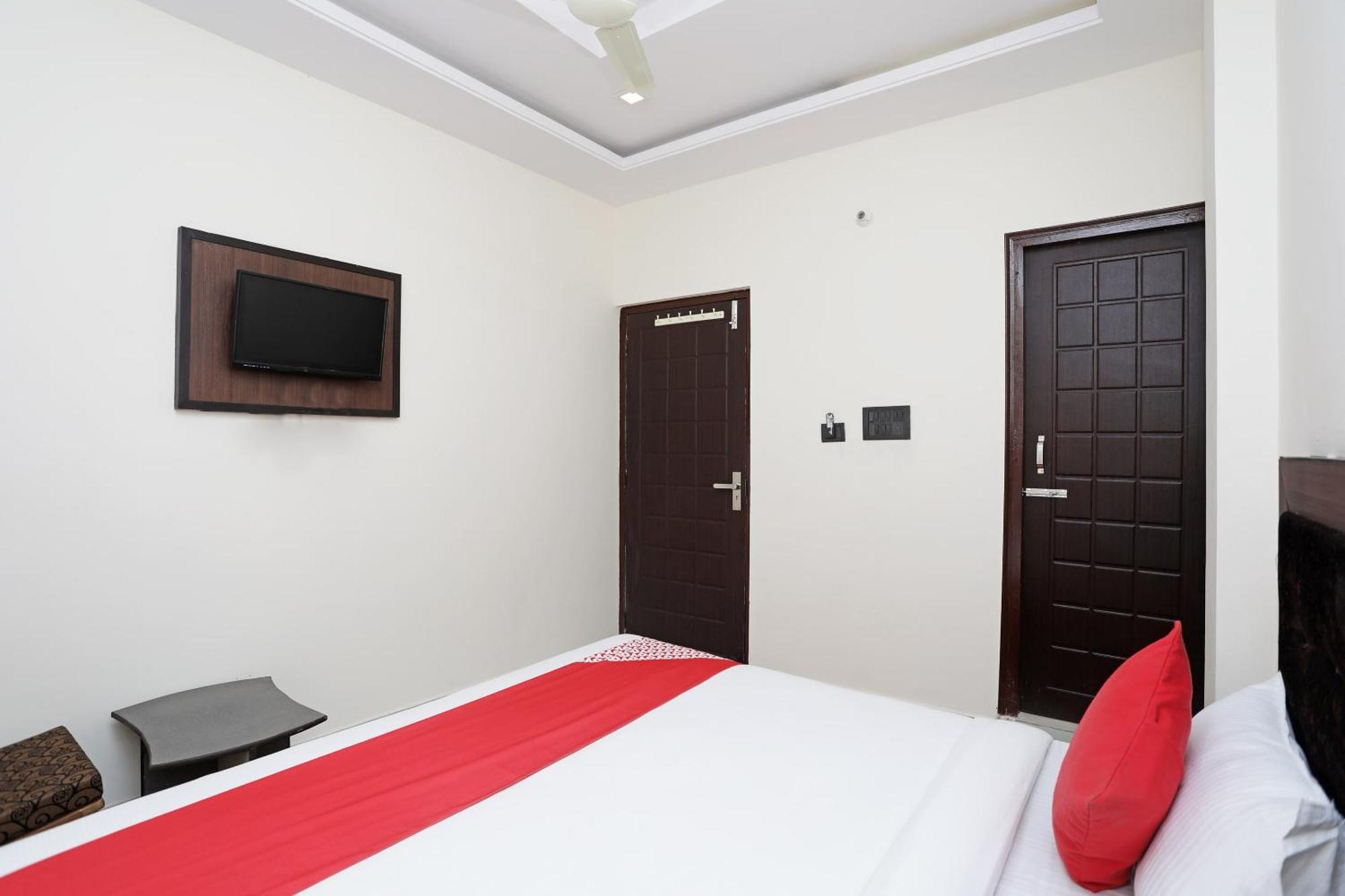 Collection O Hotel Divine Ganges Haridwār Buitenkant foto